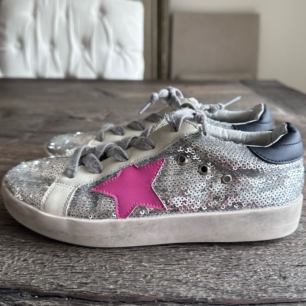 Golden Goose Copy / CCDB Girls 3.5 Silver Sequin / Hot Pink Star Sneakers